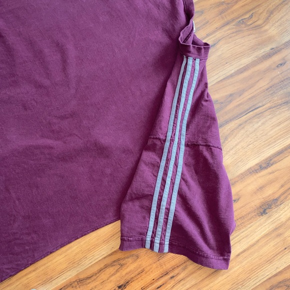 Retro Adidas Classic 3 Stripes Tee Shirt and Embroidered Logo Maroon Grey XL - Picture 11 of 14